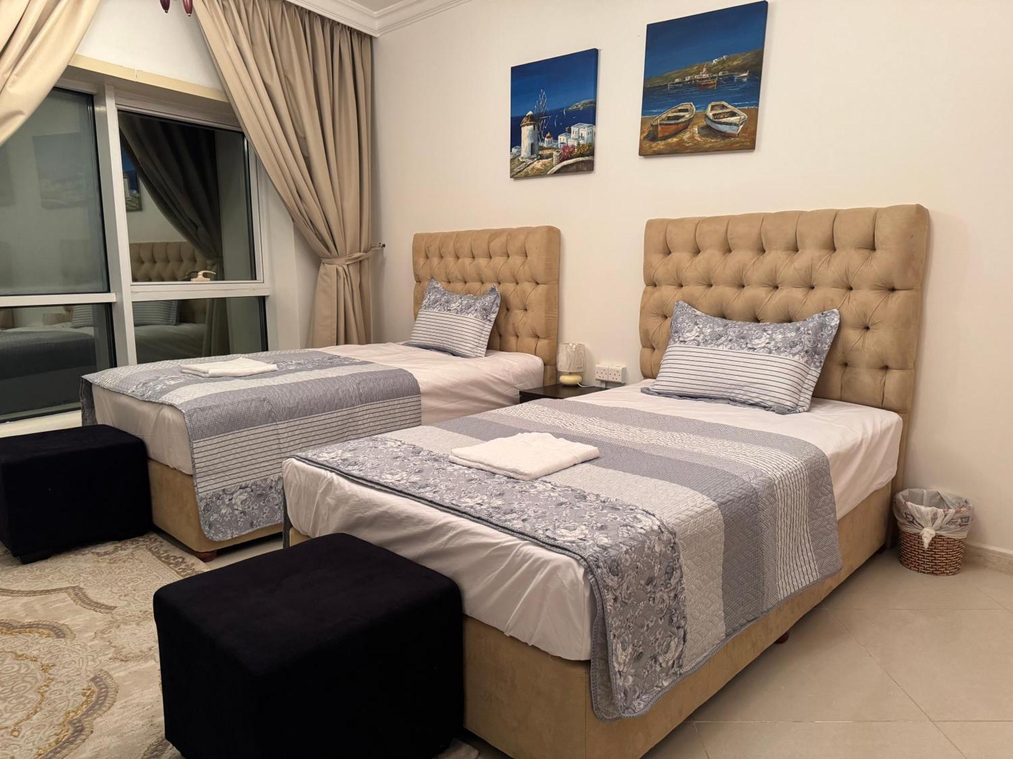 The Family Spot Apartment Sharjah Exterior photo